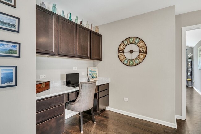 Building Photo - 3227 N Heritage Ln