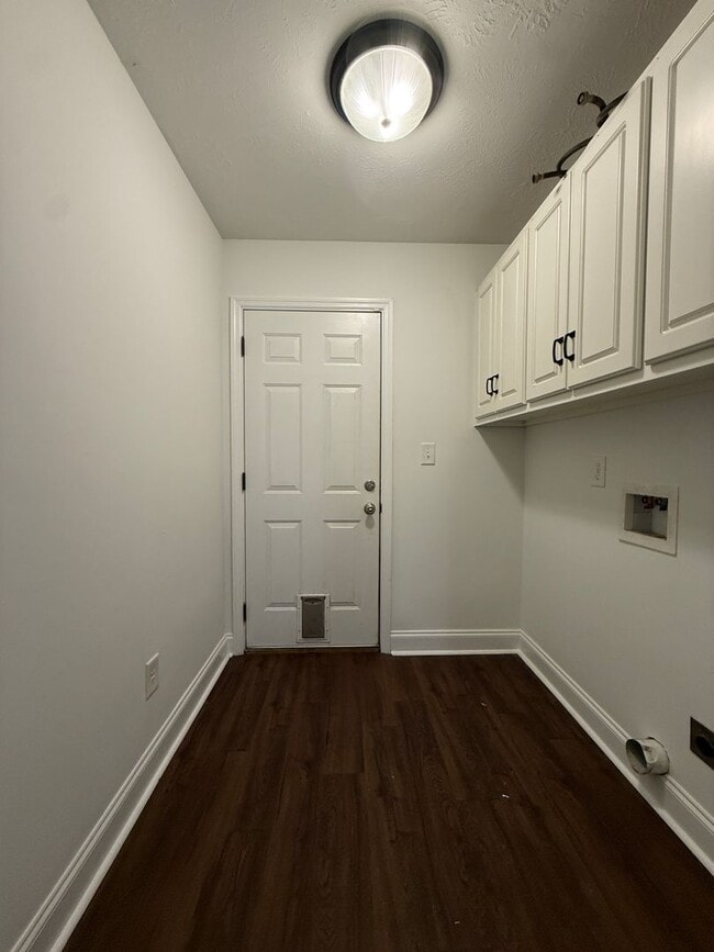 Building Photo - 3 bedroom, 2 bathroom home with fenced yard in Grovetown, GA