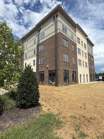 Building Photo - Tower 829 Apartments