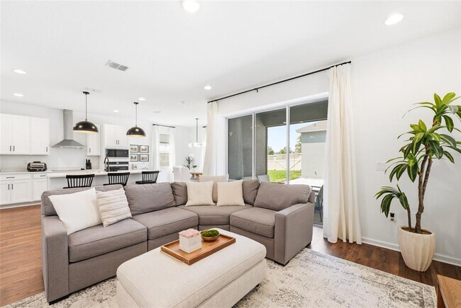 Building Photo - 5378 Lake Virginia St