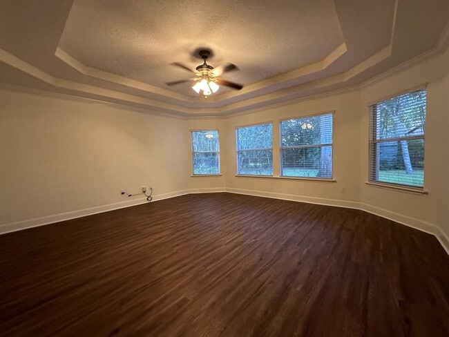 Building Photo - 5204 Comfort Ct