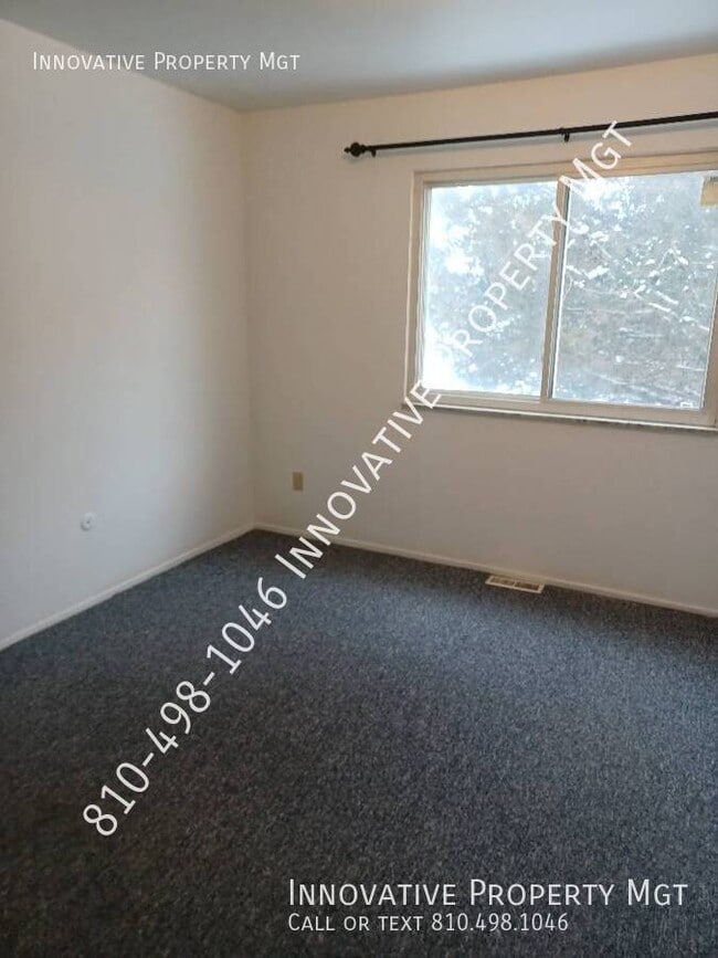 Building Photo - 6009 Holiday Gardens Dr