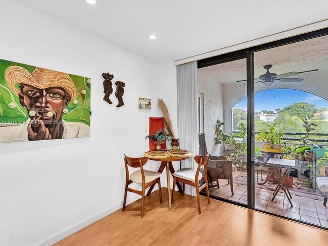 Building Photo - 3558 Magellan Cir