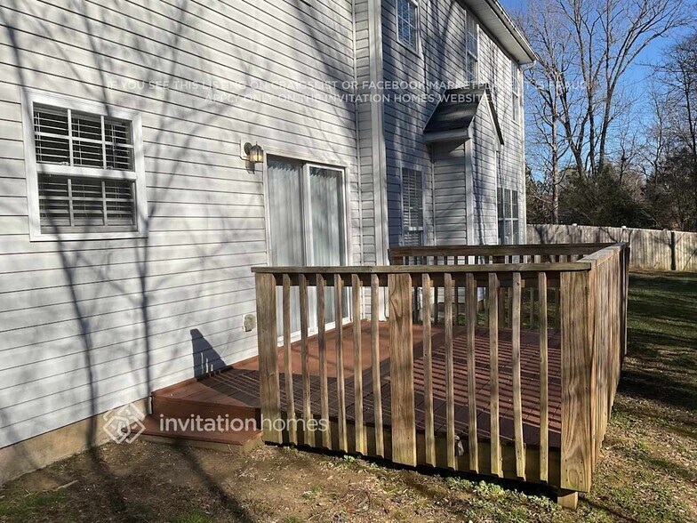 Building Photo - 6605 Pattonsburg Dr