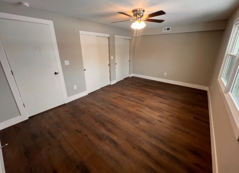 Building Photo - 110 Main St