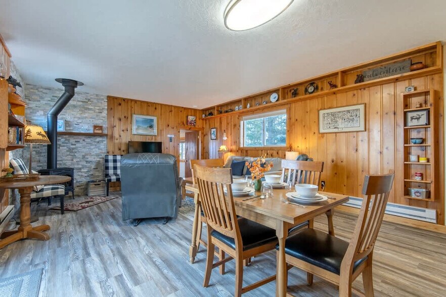 Building Photo - 1711 Fischer Ln