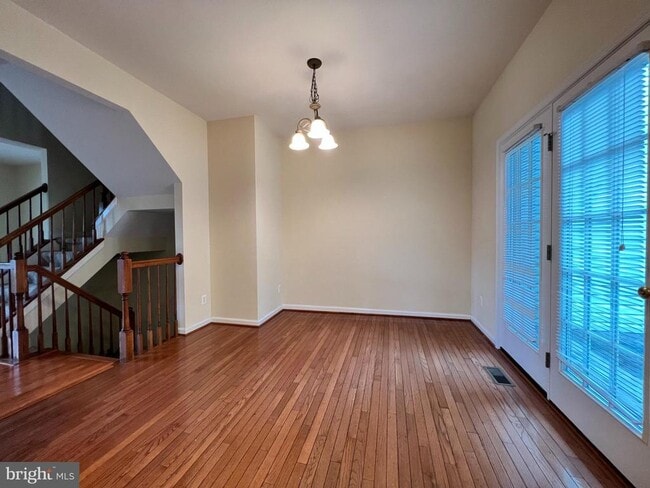 Building Photo - 10168 Elgin Way