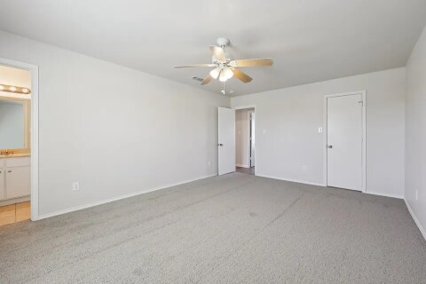Building Photo - 7020 Green Ridge Trl