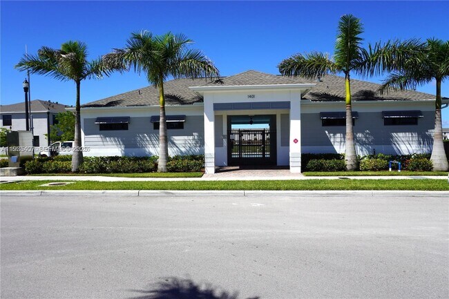 Building Photo - 1596 NE 3rd Ave