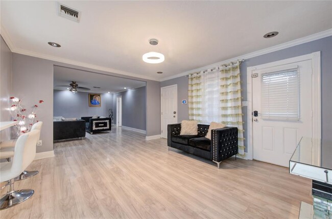 Building Photo - 6238 Weststar Ln