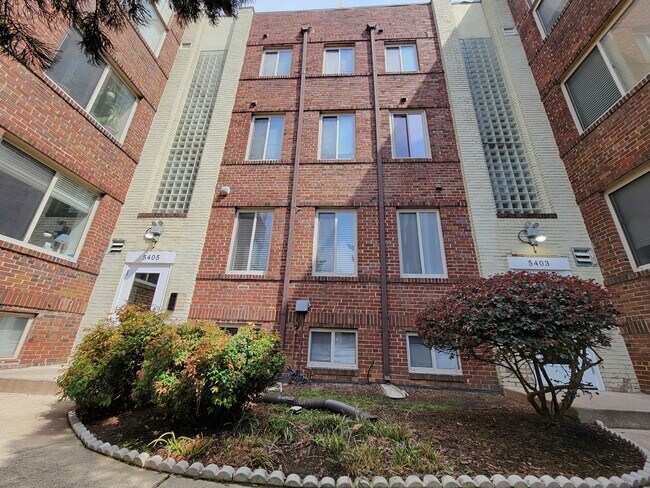 Building Photo - 5405 9th St NW
