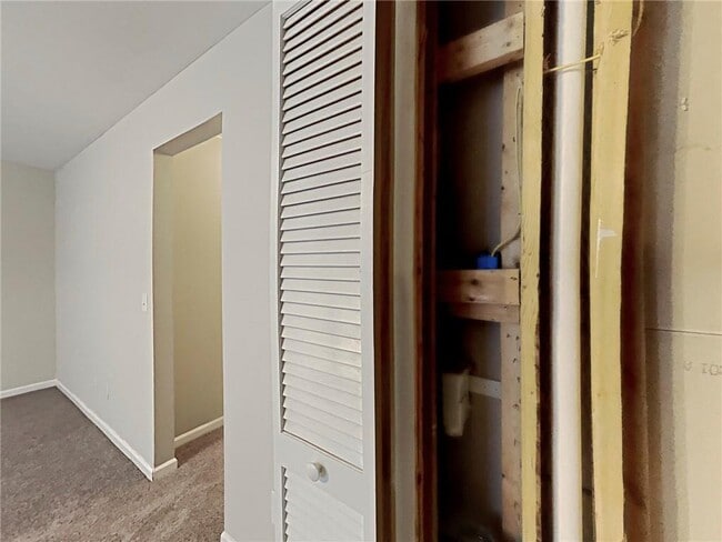 Building Photo - 6018 Lancelot Ln