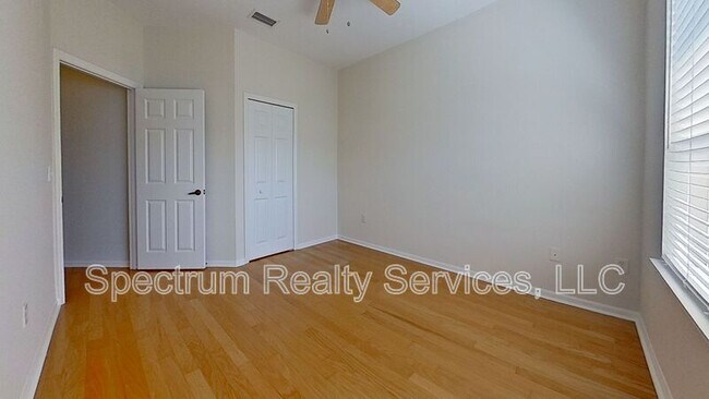 Building Photo - 4515 Serena Cir