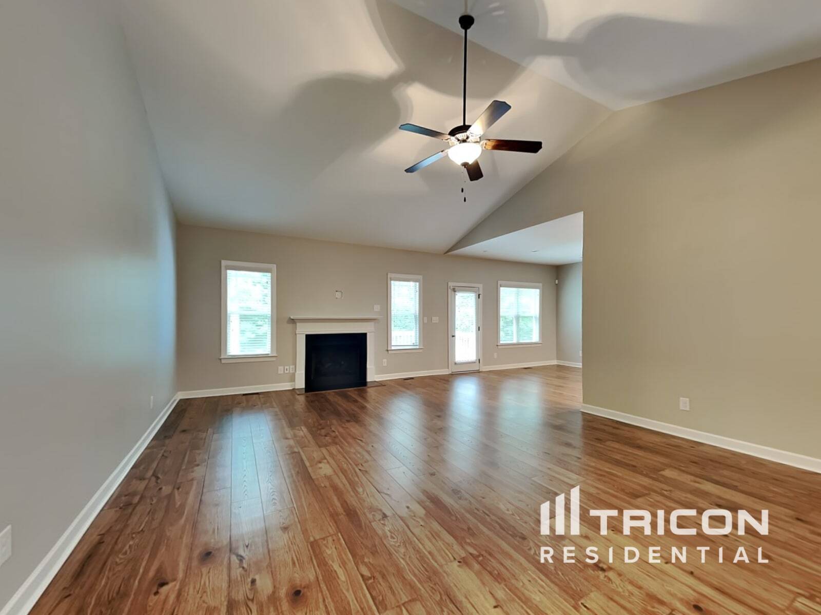 Building Photo - 189 Crystal Creek Dr