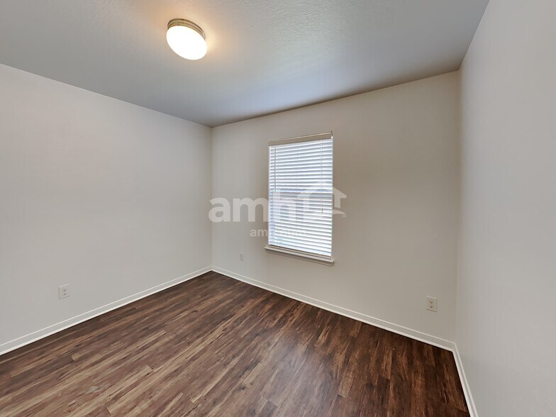 Building Photo - 21447 Hannover Grove Ln
