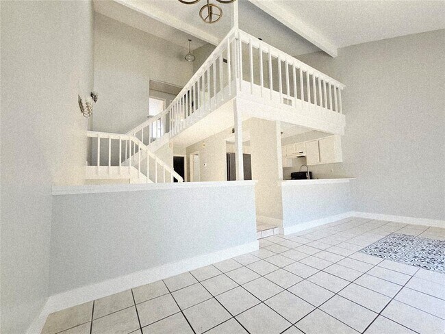 Building Photo - 12625 Newbrook Dr