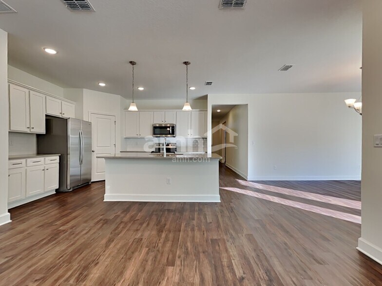 Building Photo - 2814 Alanas Meadow Way
