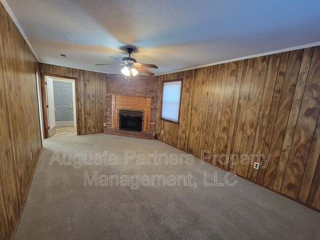 Building Photo - 116 Magnolia Dr