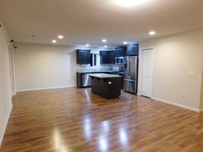 Building Photo - 4Bd/2.5Ba Two Story Home - Available Soon!