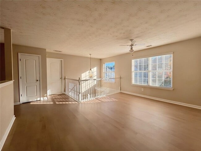 Building Photo - 2751 Spence Ct NE