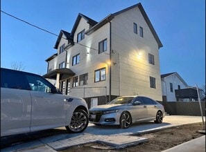 Building Photo - 235-33-235148 148th Rd