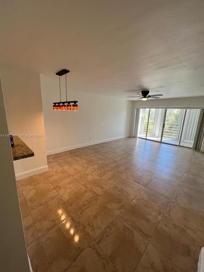 Building Photo - 1939 Jefferson St