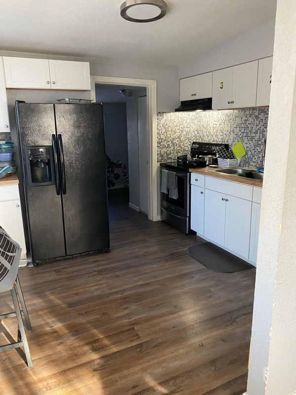 Building Photo - 10529 Keuka Dr