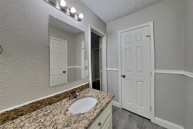 Building Photo - 12706 Pantano Drive