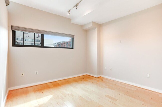 Building Photo - 1125 11th St NW