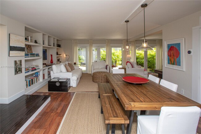 Building Photo - 258 Seaview Dr