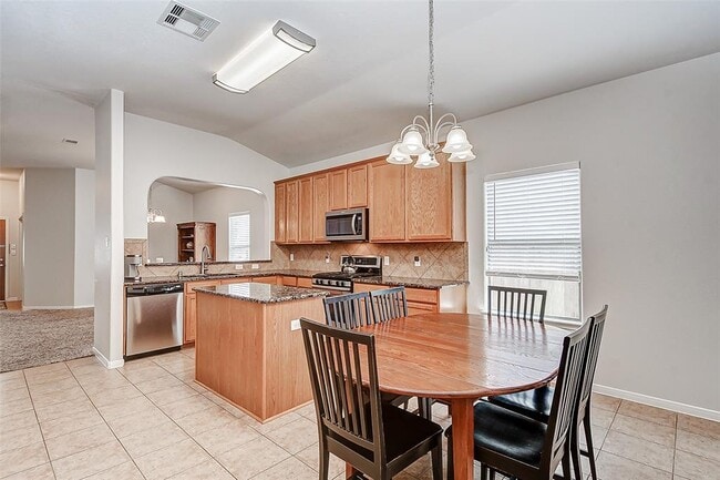 Building Photo - 23815 S Newport Bend