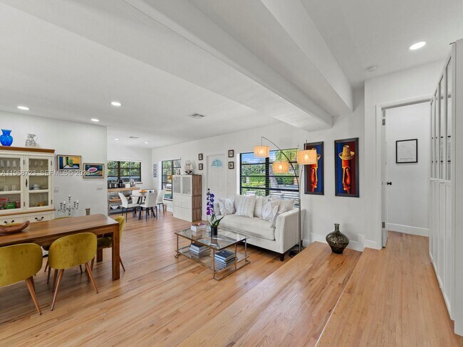 Building Photo - 9320 SW 125th Terrace