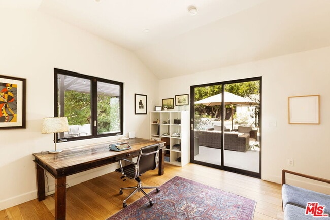 Building Photo - 4301 Cromwell Ave