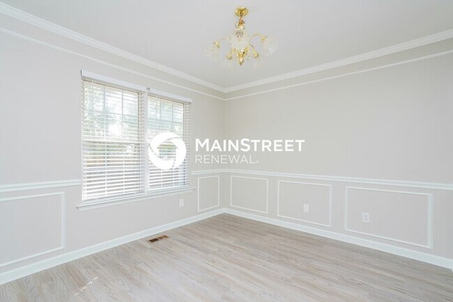 Building Photo - 4 Bedroom Pet-Friendly Home in La Vergne, ...