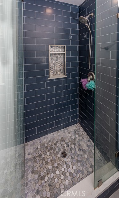 Building Photo - 1112 N Myers St