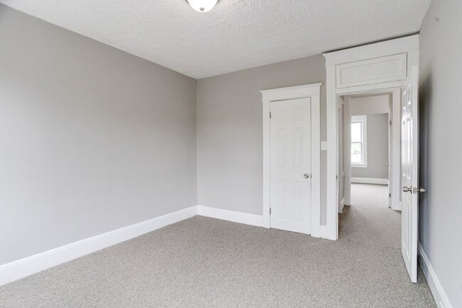 Building Photo - 2908 Oakley Ave