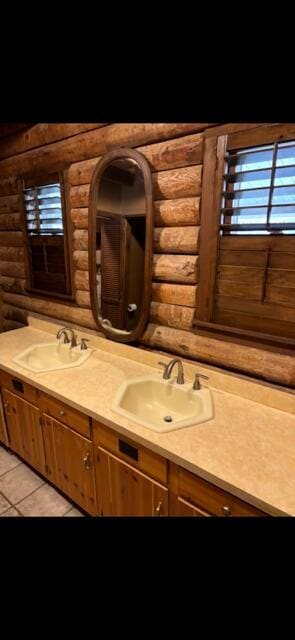 Building Photo - 425 Lakewood Dr