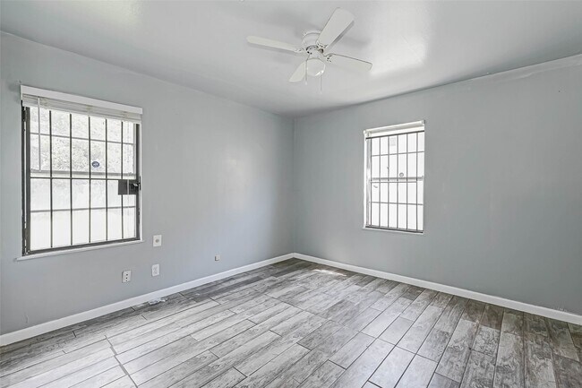 Building Photo - 4821 Alvin St