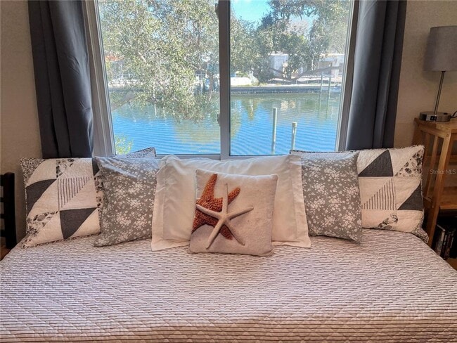 Building Photo - 6257 Cape Hatteras Way NE