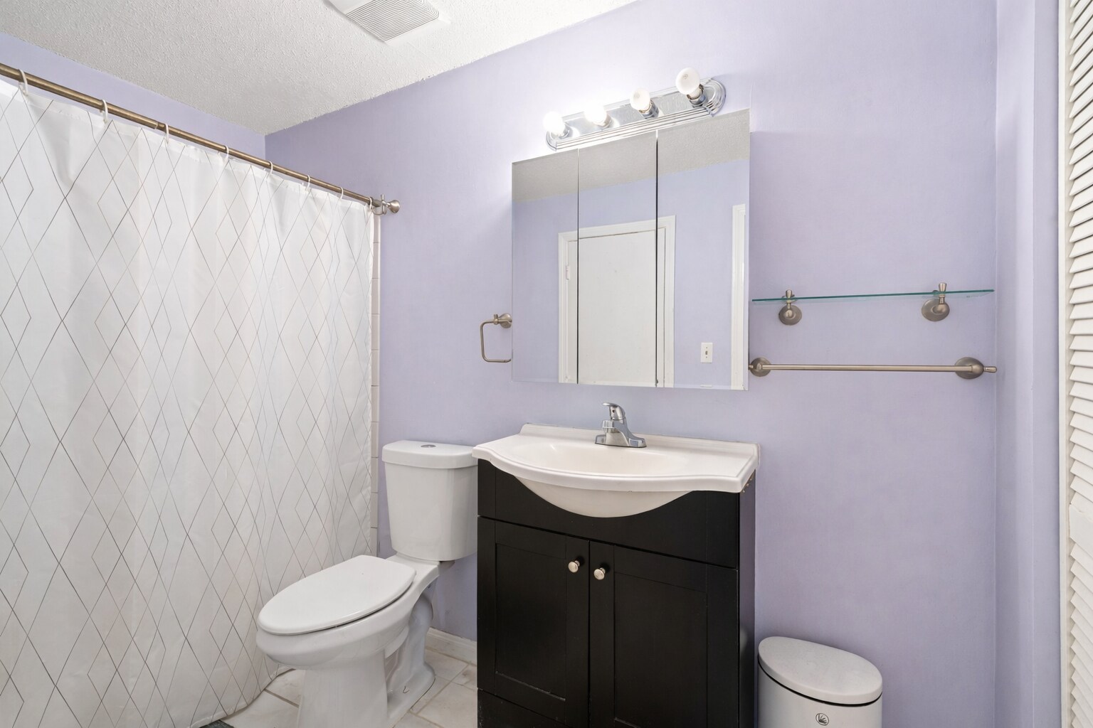 Building Photo - 5 Thoreau Ct