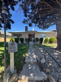 Building Photo - 505 W 10th Ave