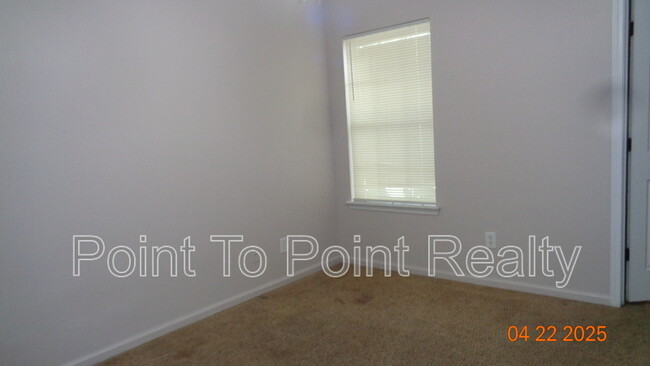Building Photo - 4822 Playpen Dr