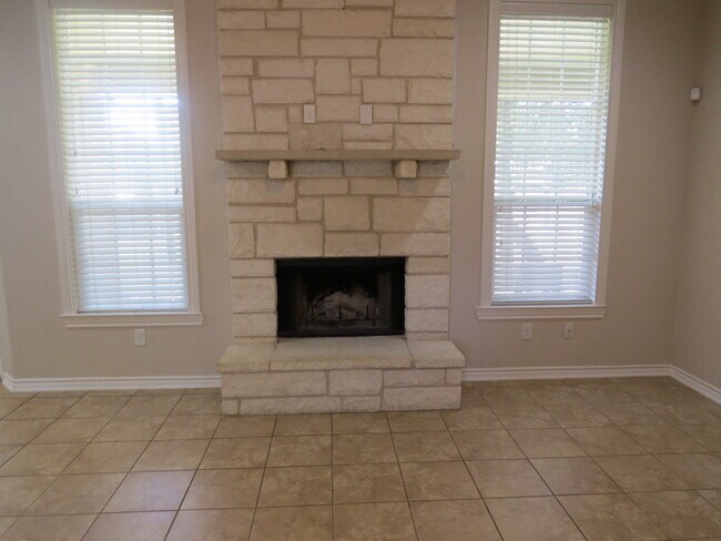 Building Photo - "Spacious 4-Bed Oasis in Killeen with Granite Touches & Cozy Fireplace!"