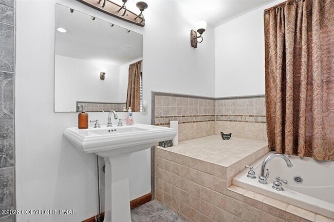 Building Photo - 5132 Pocono Park