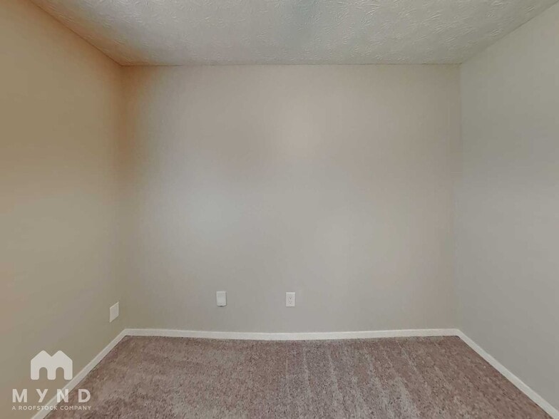 Building Photo - 429 Sherwood Cir