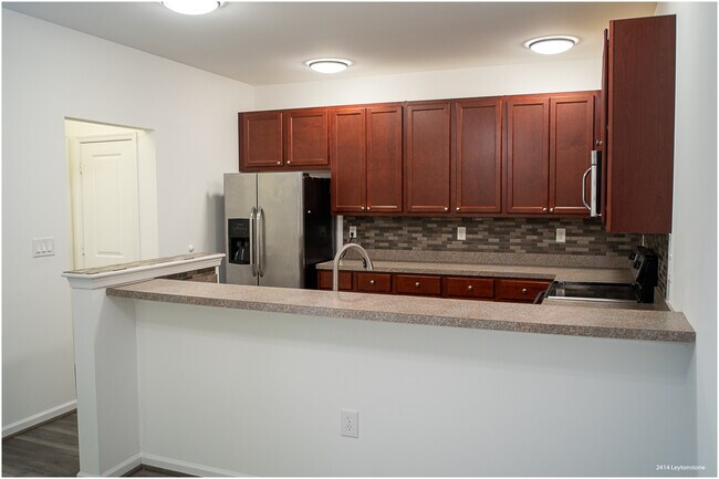 Building Photo - 2414 Leytonstone Dr