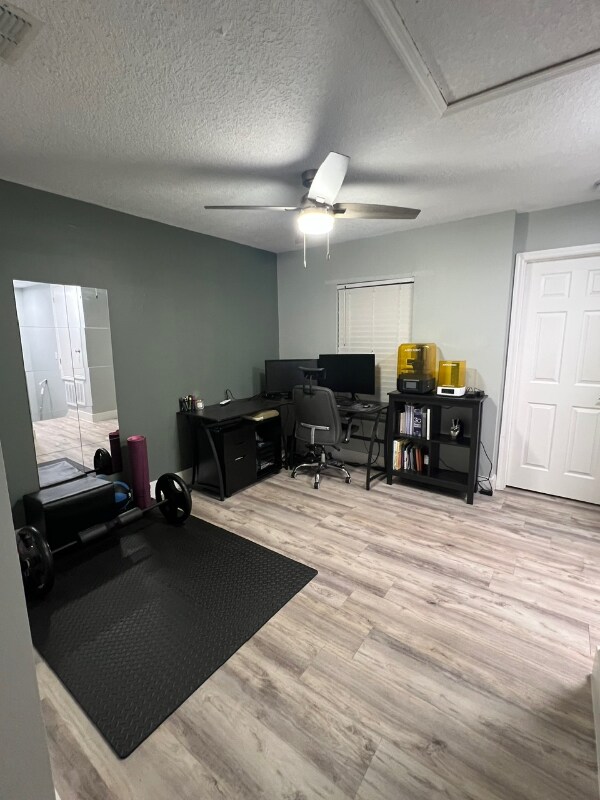 Building Photo - 2417 Harleyford Pl