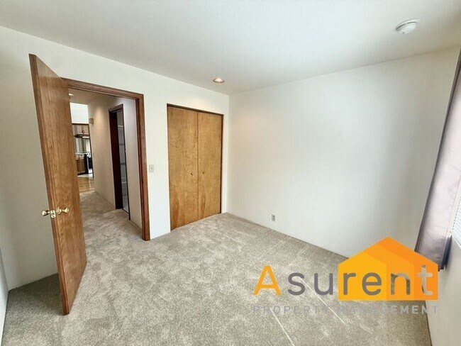 Building Photo - Charming 3-bedroom, 2-bath Ashland Home