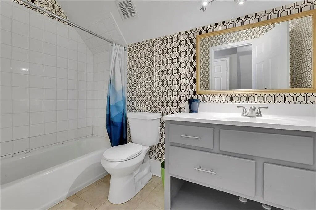 Building Photo - 41 Spring Ln NW