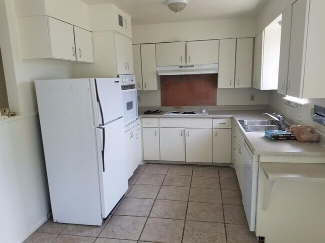 Building Photo - 6017 Orlando Ave